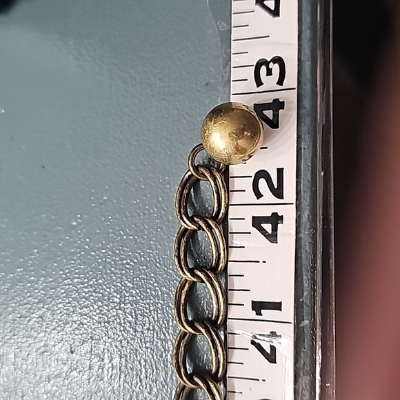 Belt chain style, brass rings. Very adjustable. Excellent condition and quality. - Picture 6 of 7